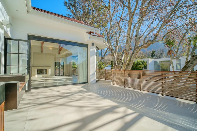 5 Bedroom Property for Sale in Newlands Western Cape